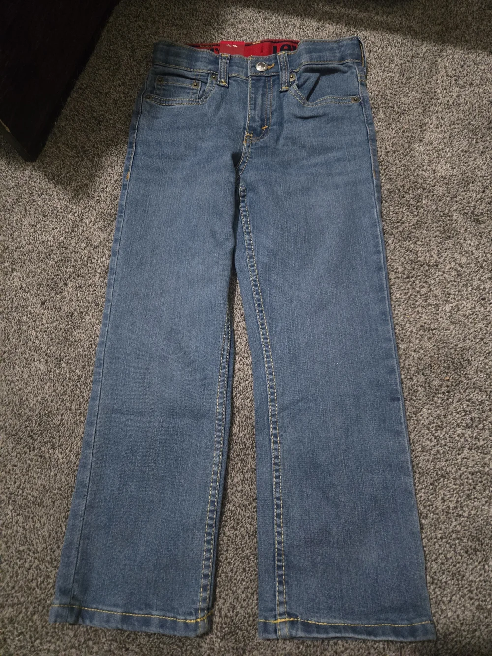 Boys Levi Straight-Leg Jeans in Medium Blue